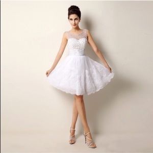 Beautiful Wedding/Prom Dress