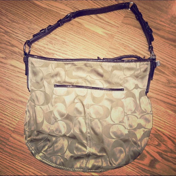 Gold Coach Purse ✨ sold on ♏️ercari
