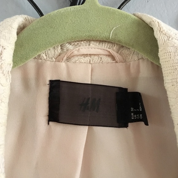 H&M Lace Top/Blazer - Picture 4 of 4