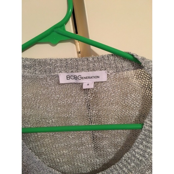 Stylish sweater - Picture 2 of 4