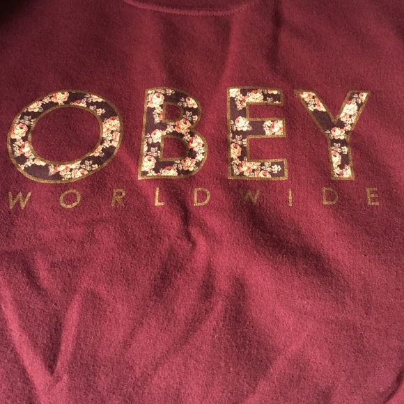 Obey sweatshirt/crew neck