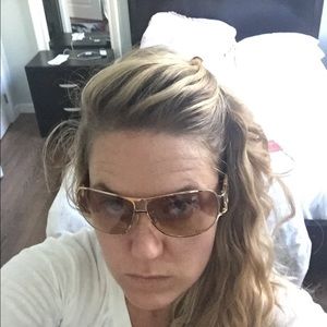 Super Hot Dior Sunnies. Hard to find!