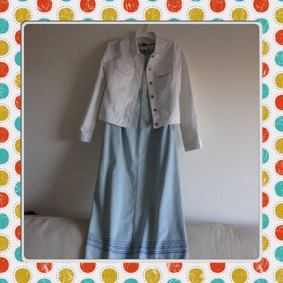 Long Sleeveless Dress