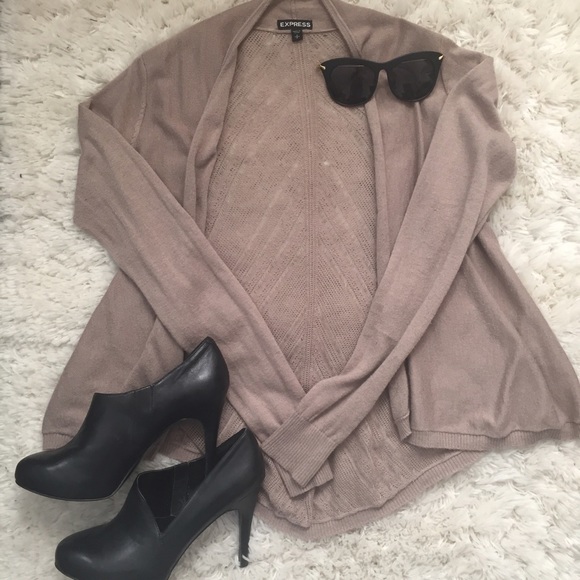 TAUPE SWEATER