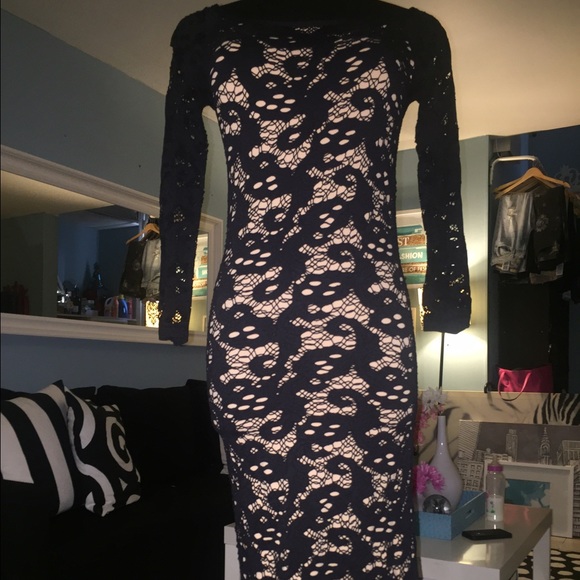 Guess Dress - Picture 2 of 4