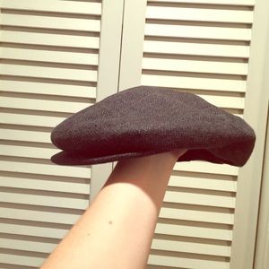 Men's cabbie hat, made in Italy, never worn!
