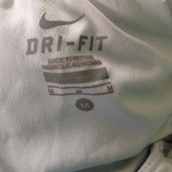 Nike shorts - Picture 2 of 2