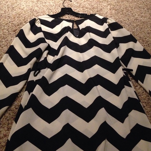 Chevron Dress - Picture 2 of 2