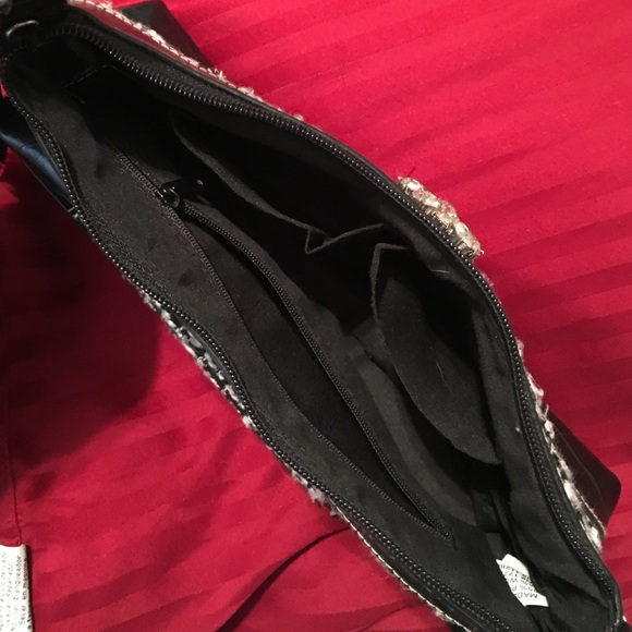 Black/white tweed & patent texture leather handbag - Picture 3 of 4