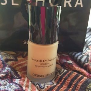 Armani Lasting Silk UV Foundation SPF 20 6.5.