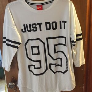 Nike baseball tee