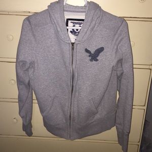 American Eagle gray fleece zip up jacket with hood