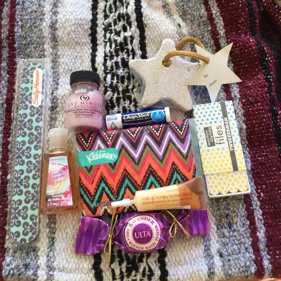 PAMPER KIT- nails and body