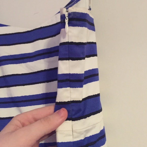 Striped dress - Picture 4 of 4