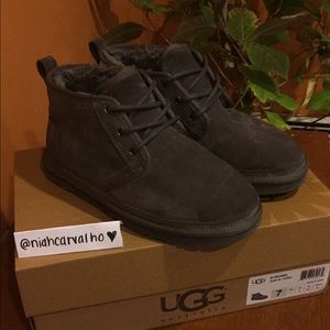 Charcoal Neumel Uggs Sz. 7 MEN