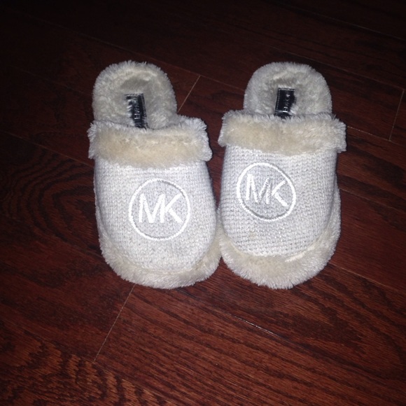 MK slippers