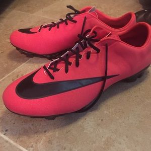 Outdoor mercurial soccer cleats