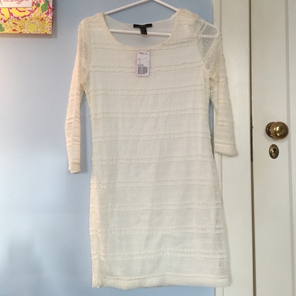 White lace dress:)