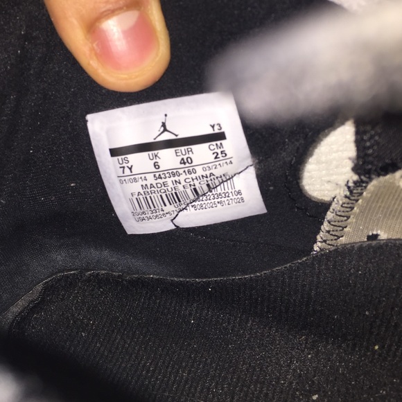 CARMINES 6s - Picture 2 of 4