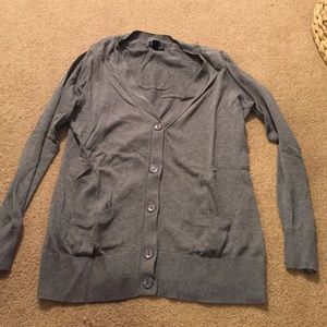 Grey cardigan