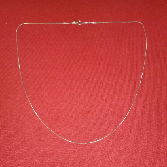 19 inch silver necklace