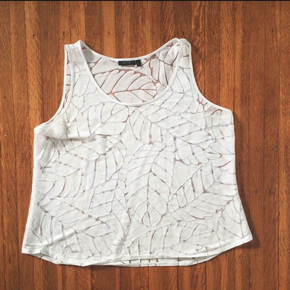 Patterned sleeveless top