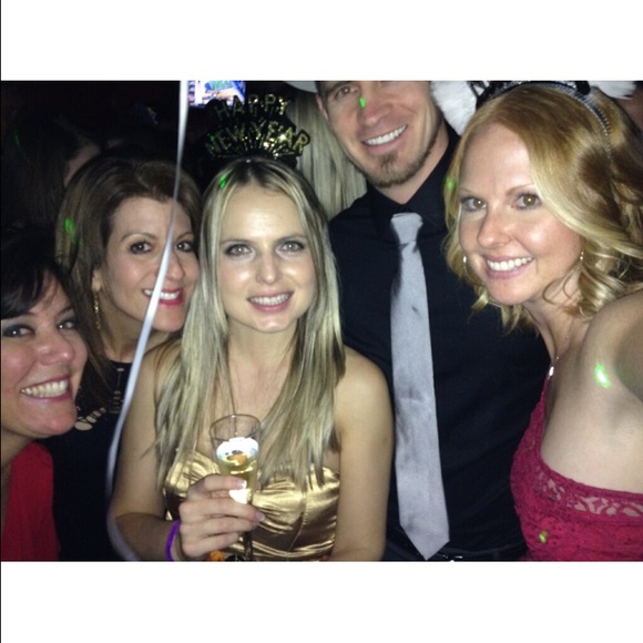 Meet your Posher, Amela - Picture 2 of 4