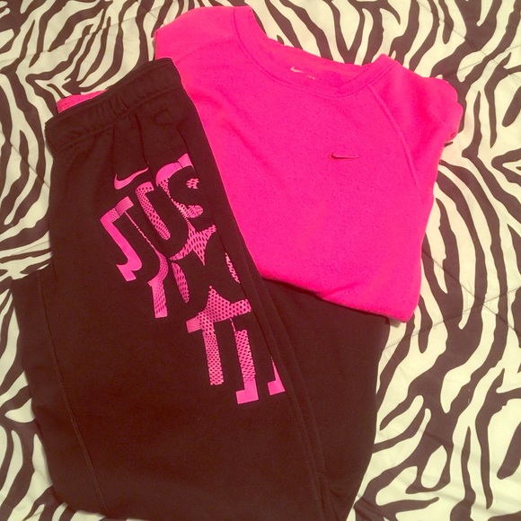 Nike Pants - Nike sweat suit