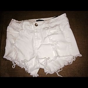 Buckle shorts
