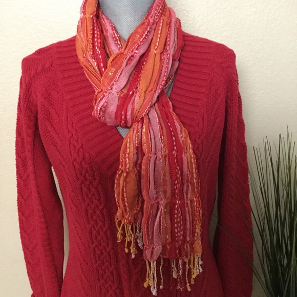 ❤️BEAUTIFUL RED SCARF❤️NWT