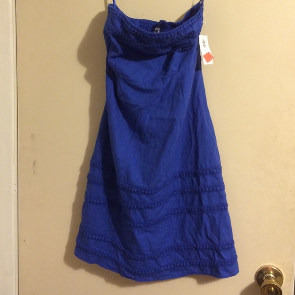 Blue strapless Old Navy dress