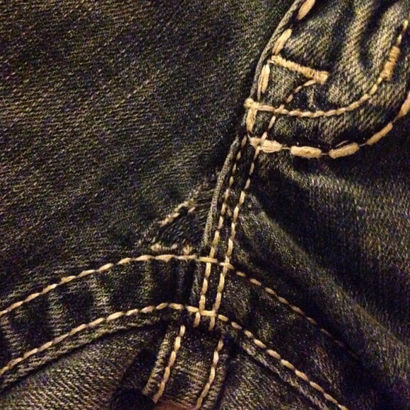 ❌SOLD❌Ladies Miss Me Jeans - Picture 3 of 4