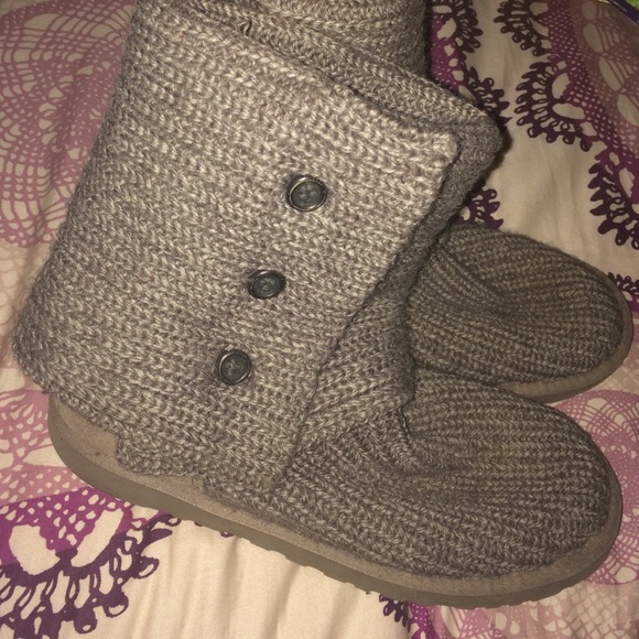 Gray Women's "Classic Cardy" UGGs