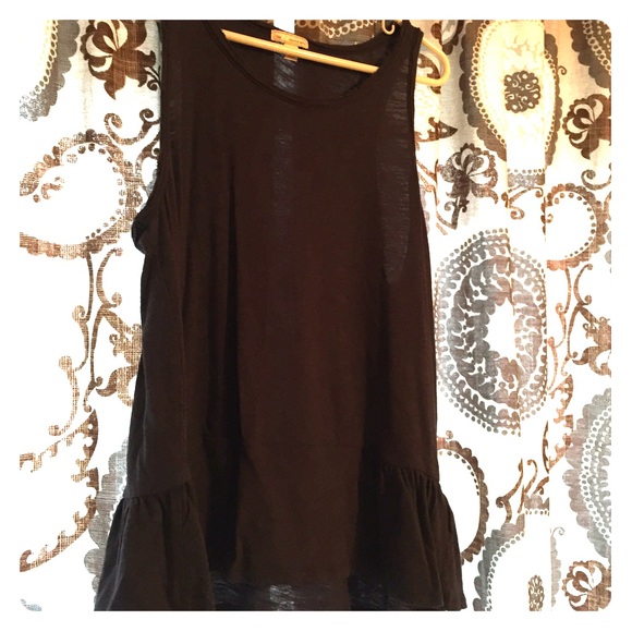 Ruffled bottomed tank top