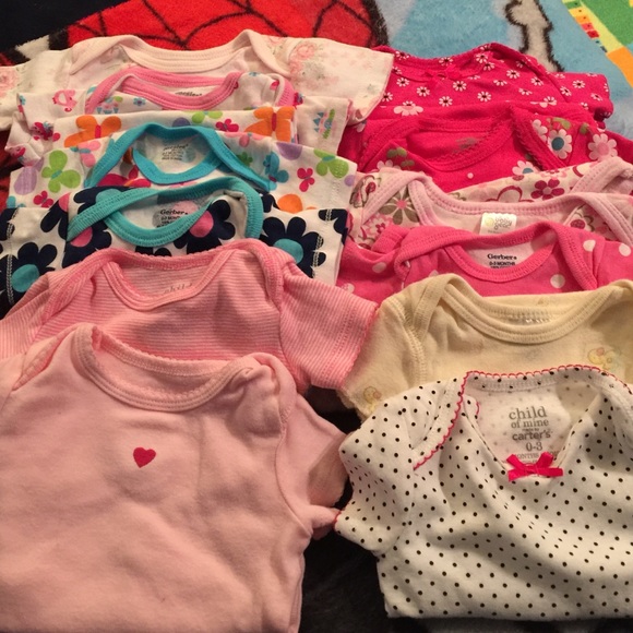 12 Girls EUC Printed Onsies (Size 0-3 months)