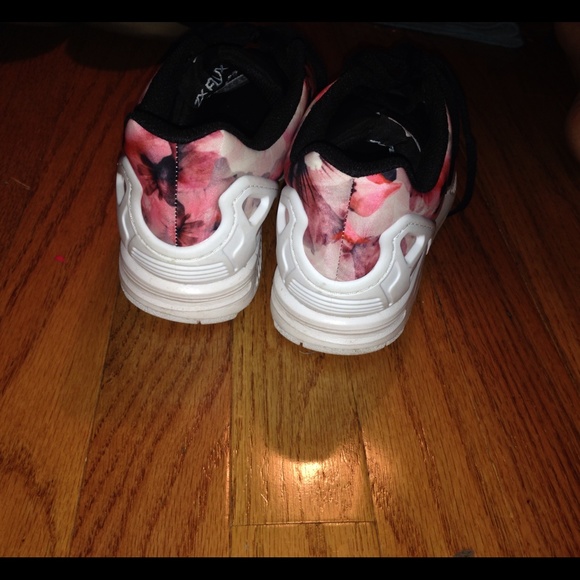 Adidas - Picture 2 of 2