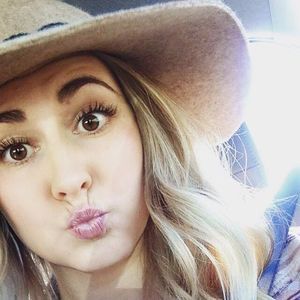 Meet your Posher, Cortlin