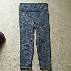 Yoga pink crop leggings