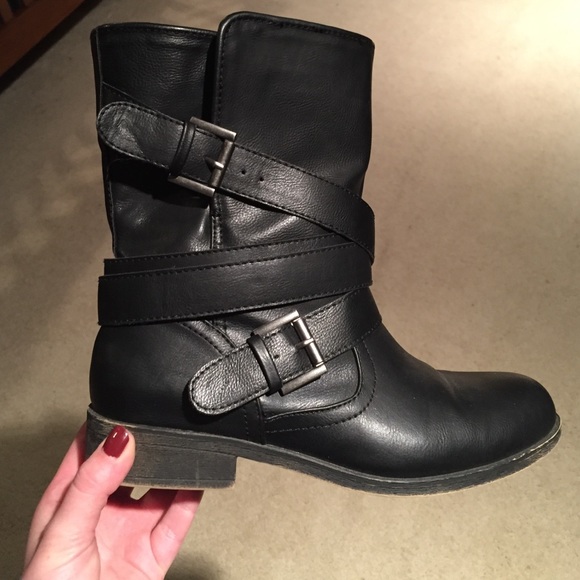 Black boots