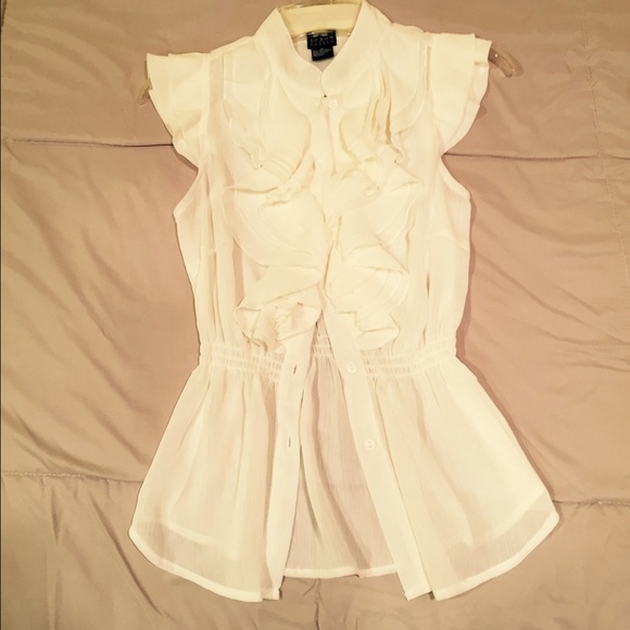 Ruffle shirt