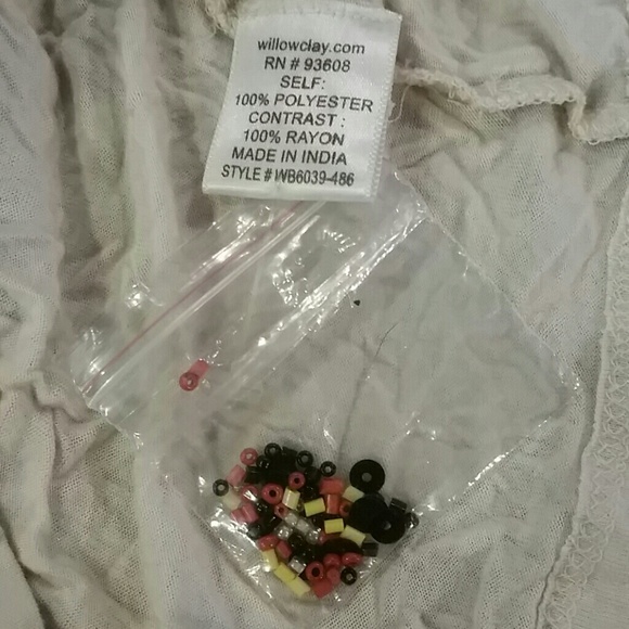 Beautiful hand beaded skirt - Picture 2 of 4