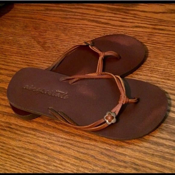 Aeropostale flip flops For❗️ @ddnjd❗️