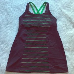 Medium support tank, great condition!