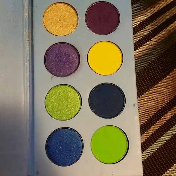 Makeup pallet - Picture 3 of 4