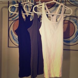 3 Girls Tanktops