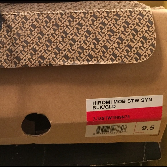 Lacoste x Married to the Mob collab sneakers - Picture 4 of 4