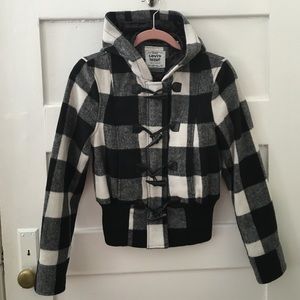 Levi's Buffalo Check Cropped Jacket