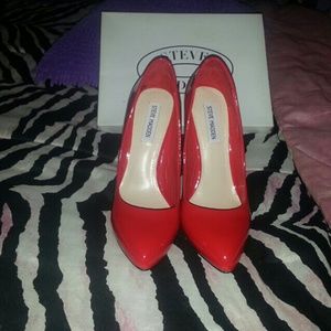 Lipstick red heels