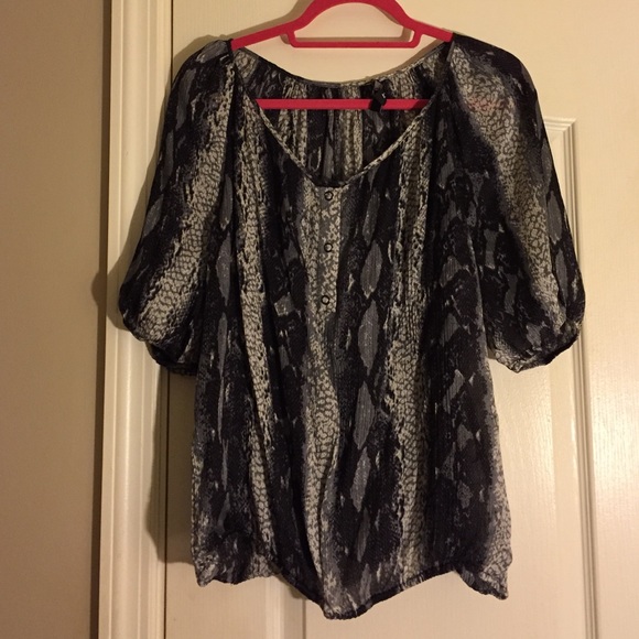 Bebe blouse