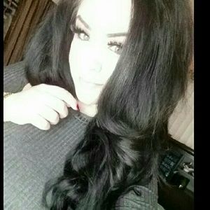 Meet your Posher, Vanessa